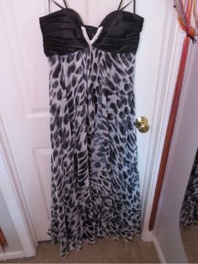 Cache Black and Gray Leopard-Print Maxi Dress with Rhinestone V Detail
